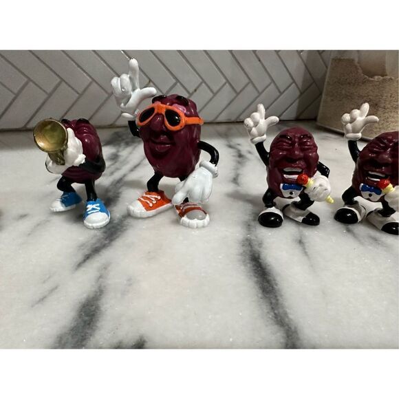 Vintage California Raisin Figures 80s 90s Sax Boombox Guitar Sunglasses 2" to 3" - Picture 4 of 12